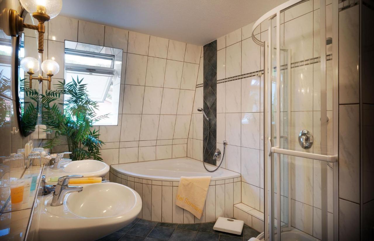 Hotel Sonneneck سيئة كيسينجين المظهر الخارجي الصورة